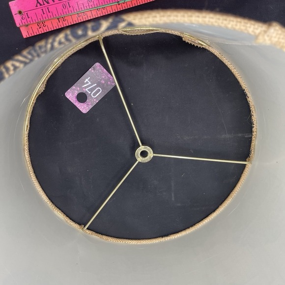 Lamp Shade 9"tall 12"across - Picture 5 of 7